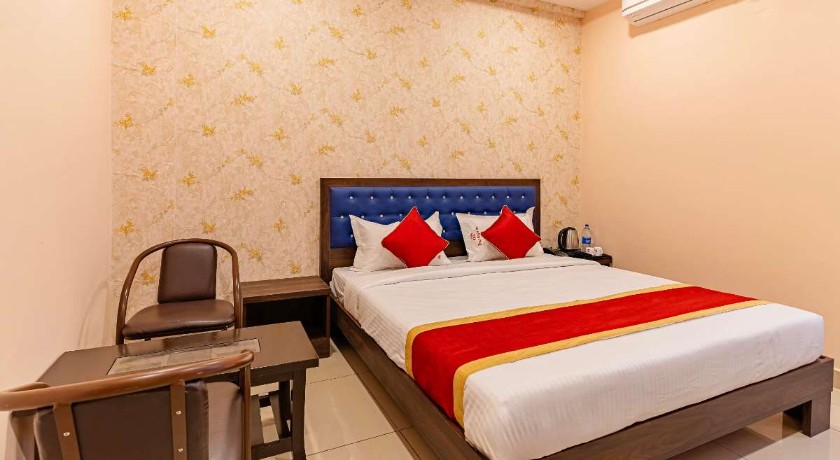 Hotel Three Street Inn in Bangalore