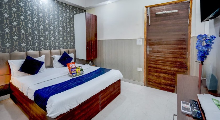 Rest In Hotel in Noida