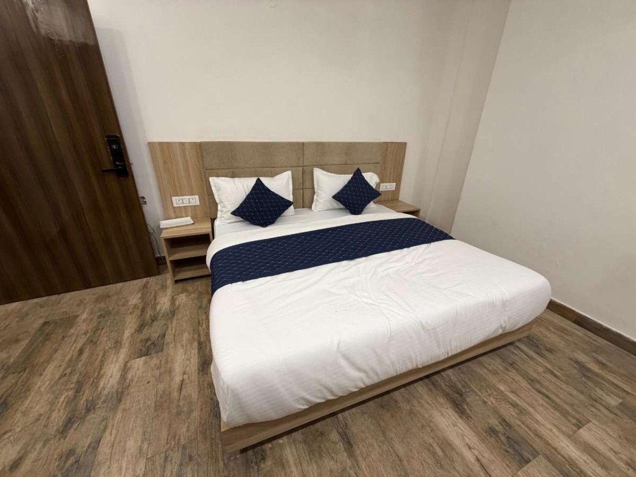 Hotel Moon light in Delhi