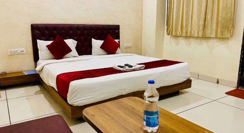 Hotel Sukh Vilas in Indore