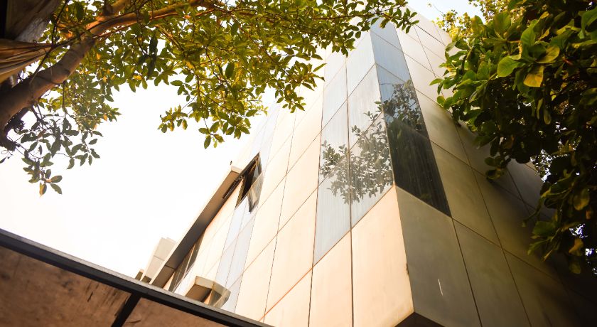 Hotel Mumbai International in Mumbai