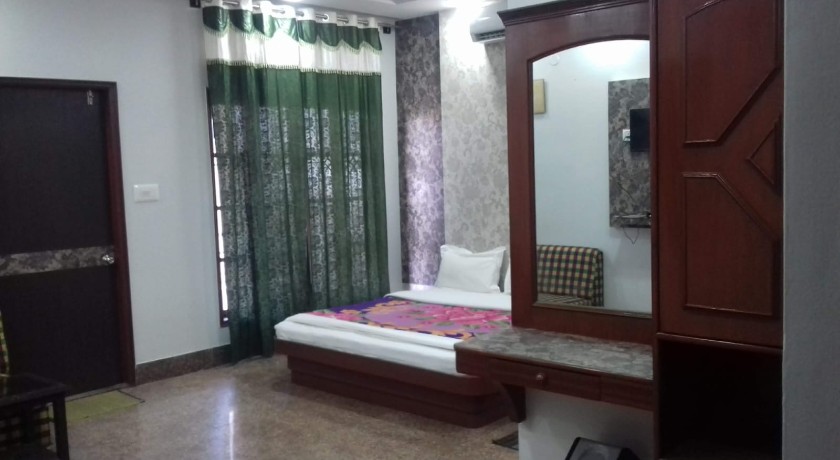 Hotel Trishala Residency in Bangalore