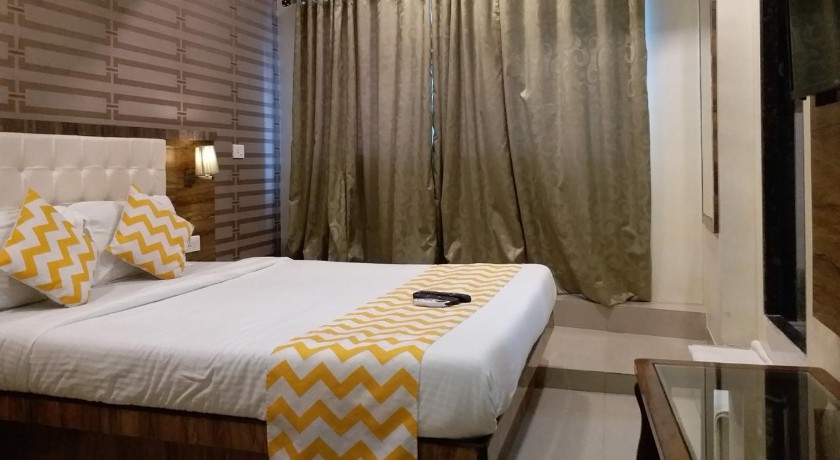 Hotel Western Court in Mumbai