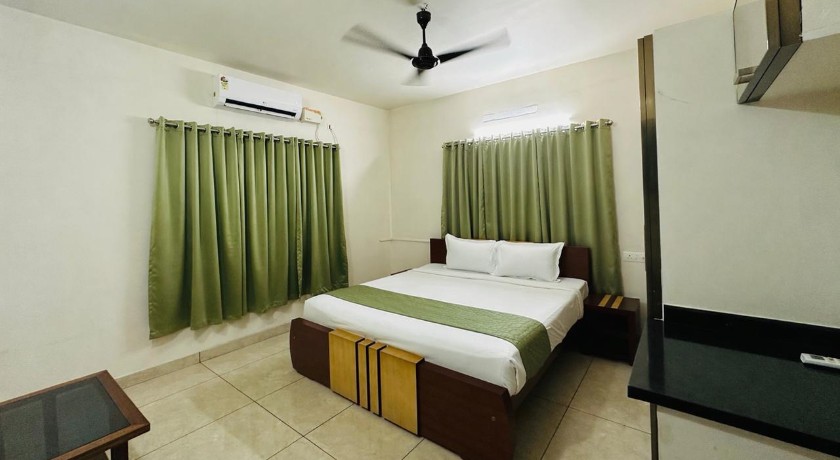 Blanco Airport Suite in Kochi