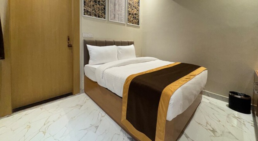 Vrinda Resort in Sitapur