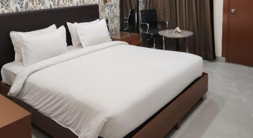 Anandam Residency Hotel in Noida