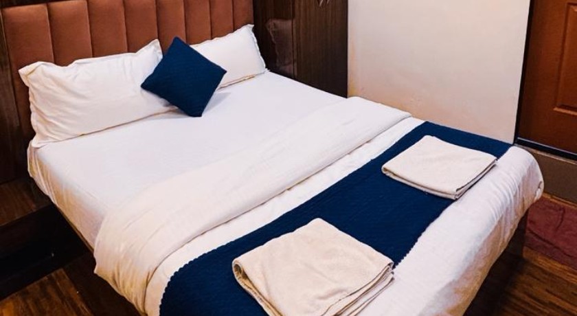 Hotel Blue Wellingten in Mumbai