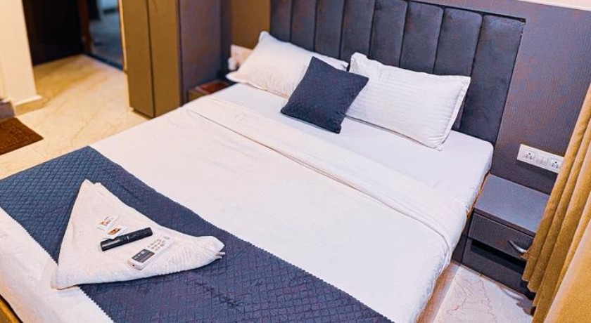 Hotel Blue Wellingten in Mumbai
