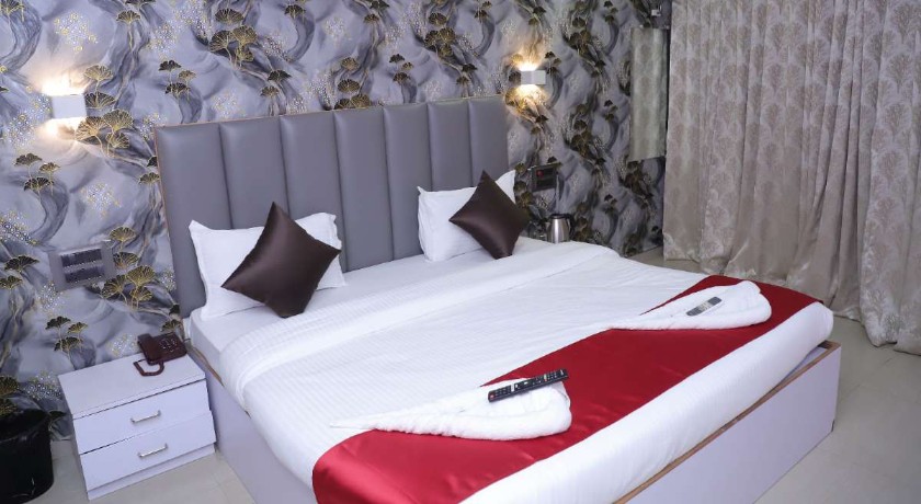 Hotel White House in Navi Mumbai