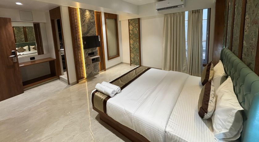 Hotel Shree Krishna Paradise in Thane