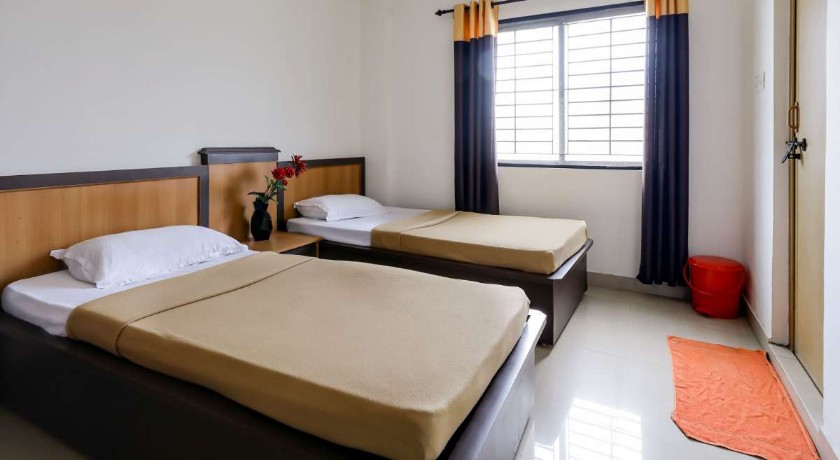 Hotel Amaravathi Inn in Palakkad