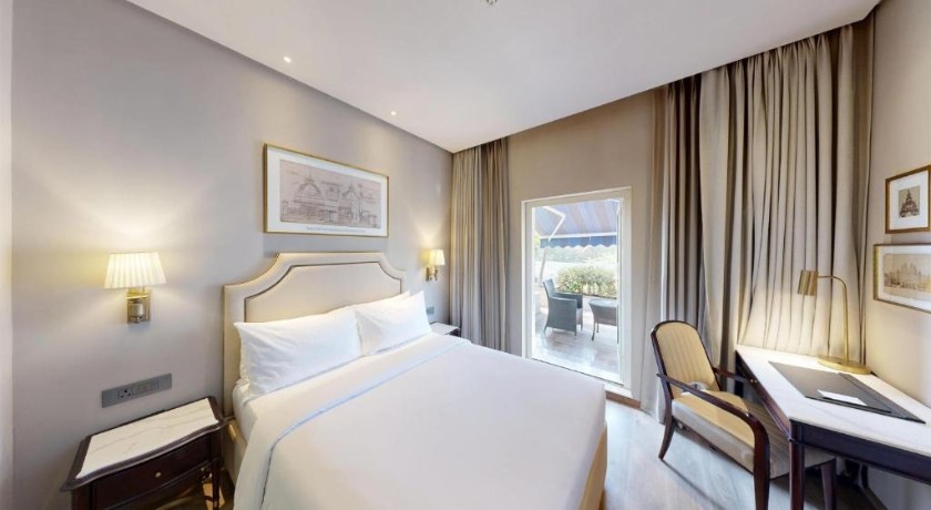 Radisson Blu Marina Hotel in Delhi