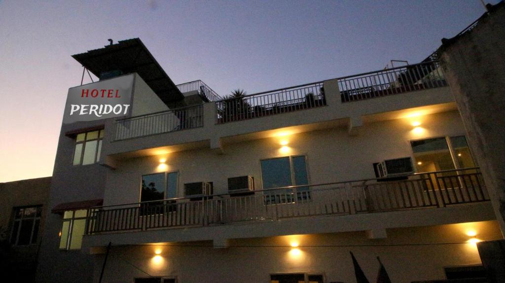 Hotel Peridot in Delhi