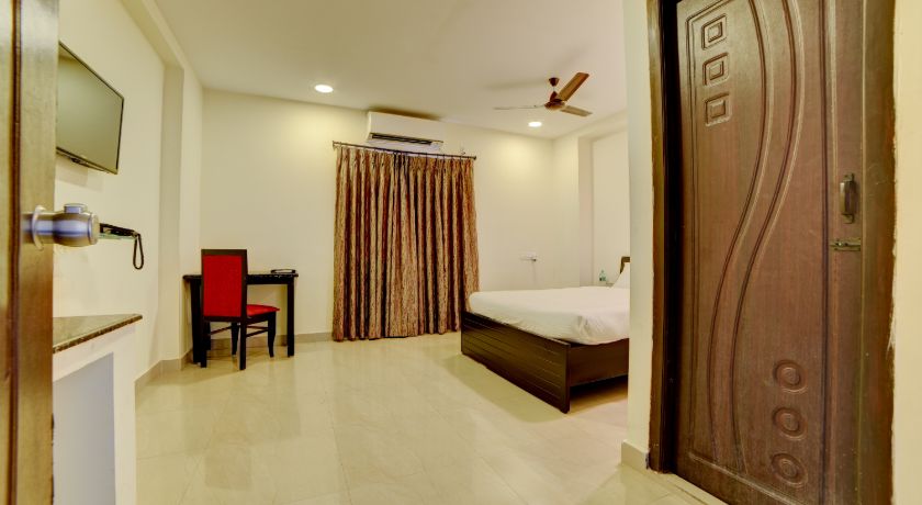 Hotel N S Royal Emirates in Hyderabad