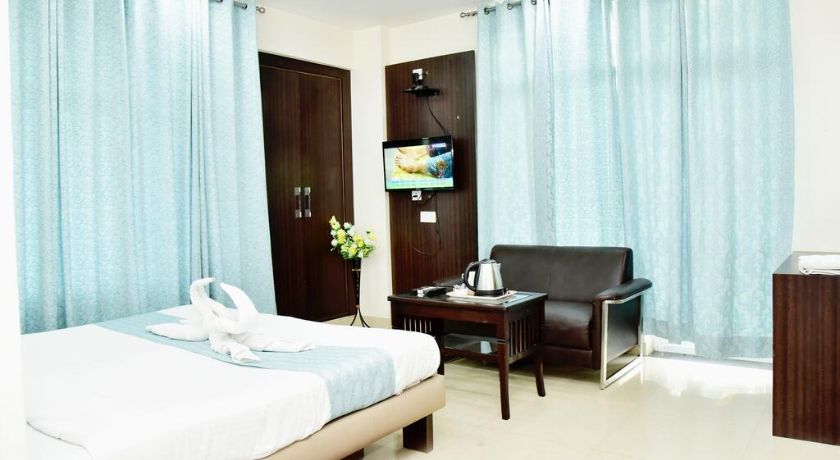 Hotel The Uhas in Lucknow