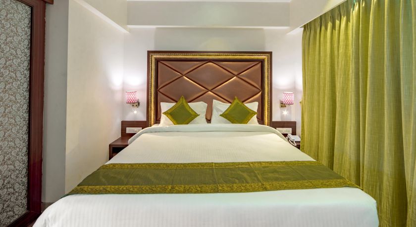 Hotel Laxvas in Thane