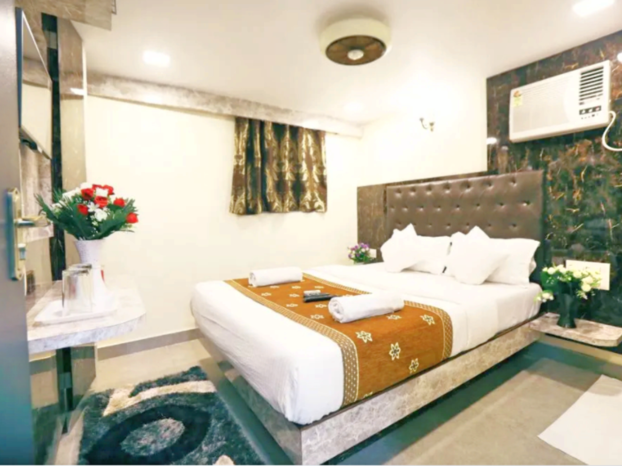 Hotel Onyx Residency  in Mumbai