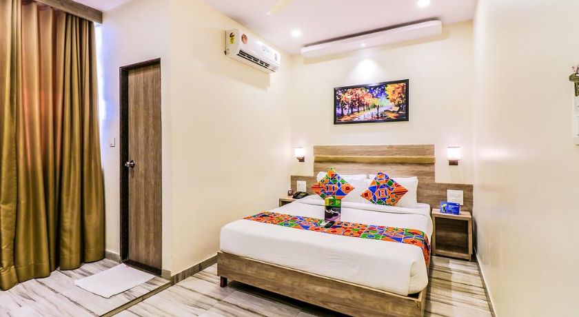 Hotel Aksa International in Mumbai