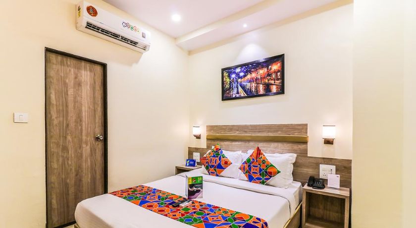 Hotel Aksa International in Mumbai