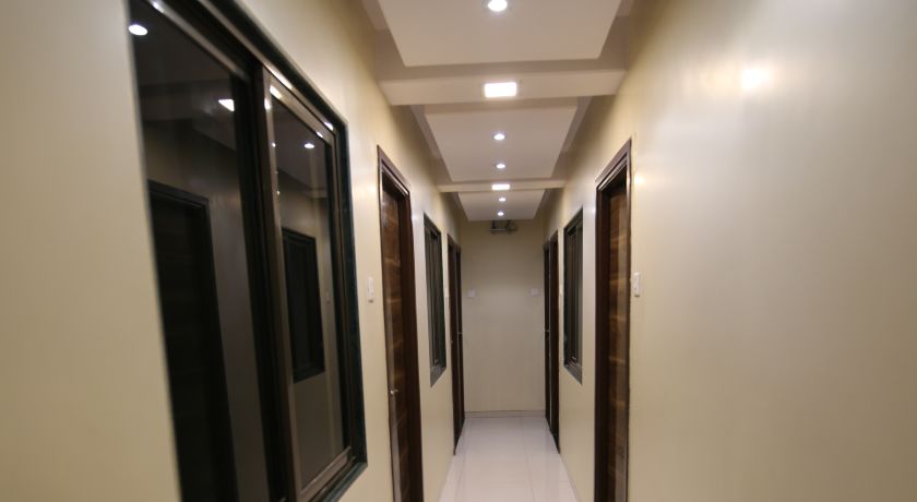 Airport Metro Hotel in Mumbai