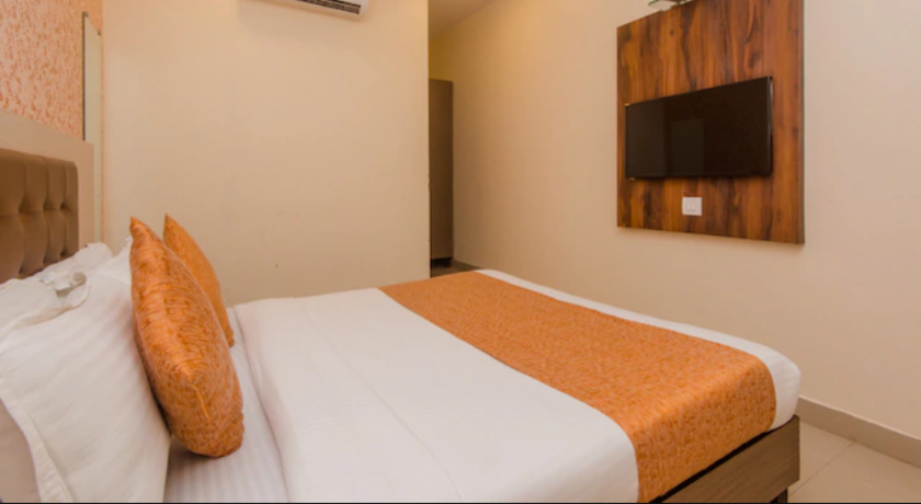 Hotel Golden Nest in Mumbai