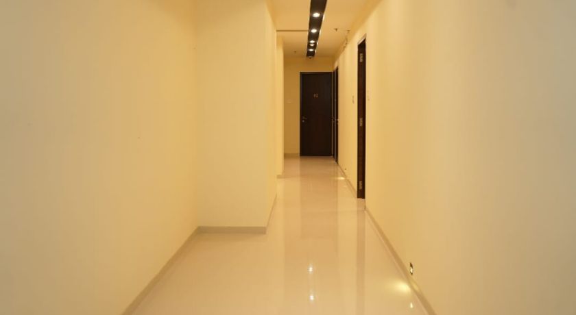 Hotel Elegance in Mumbai