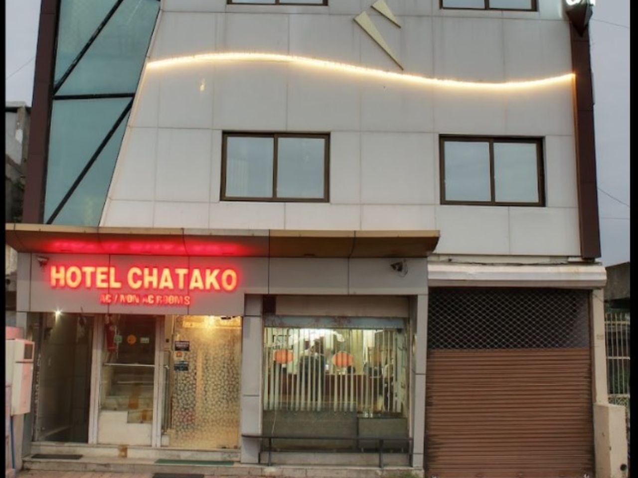 Hotel Chatako in Ahmedabad
