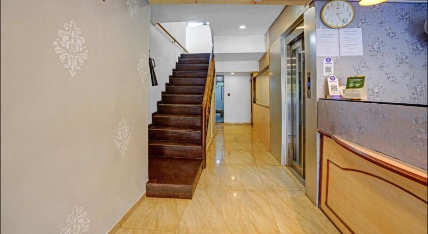 Hotel Aakash in Ahmedabad