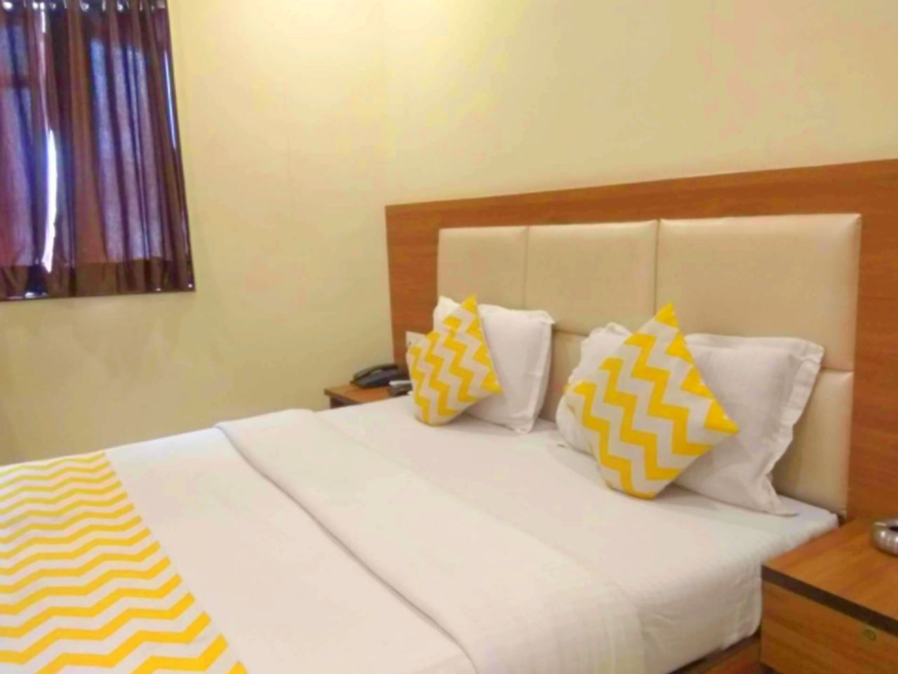 Hotel Gold West Inn in Mumbai