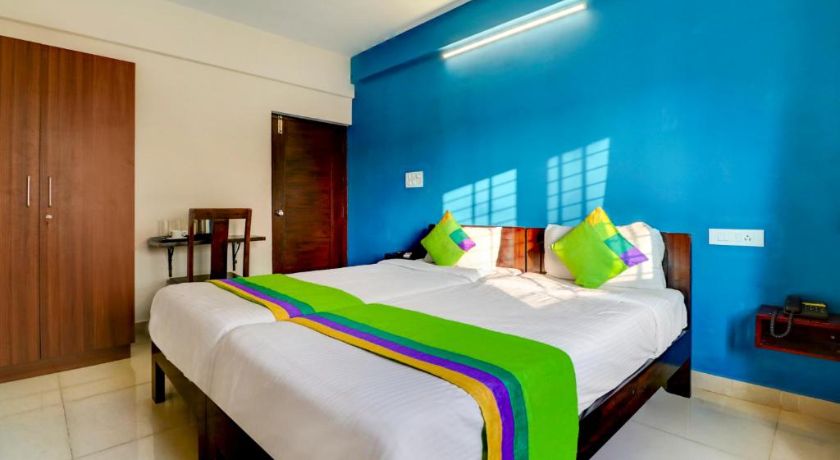 12 Degrees West in Bangalore