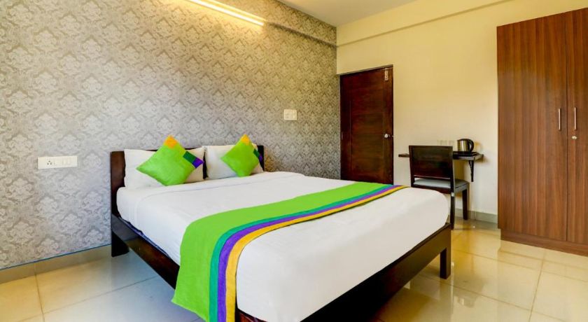 12 Degrees West in Bangalore