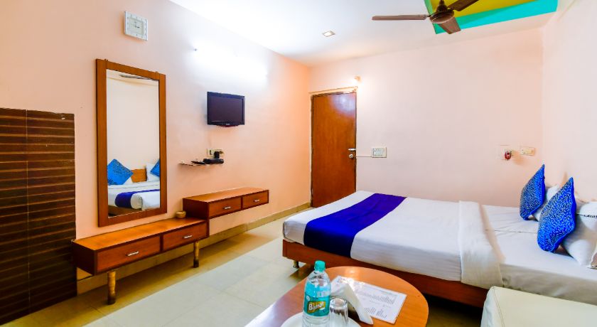 Maruti Lodging in Kolkata