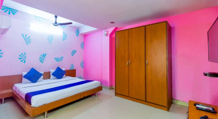 Maruti Lodging in Kolkata