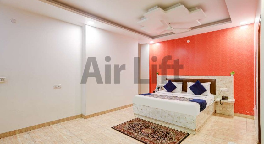 Hotel Airlift in Delhi