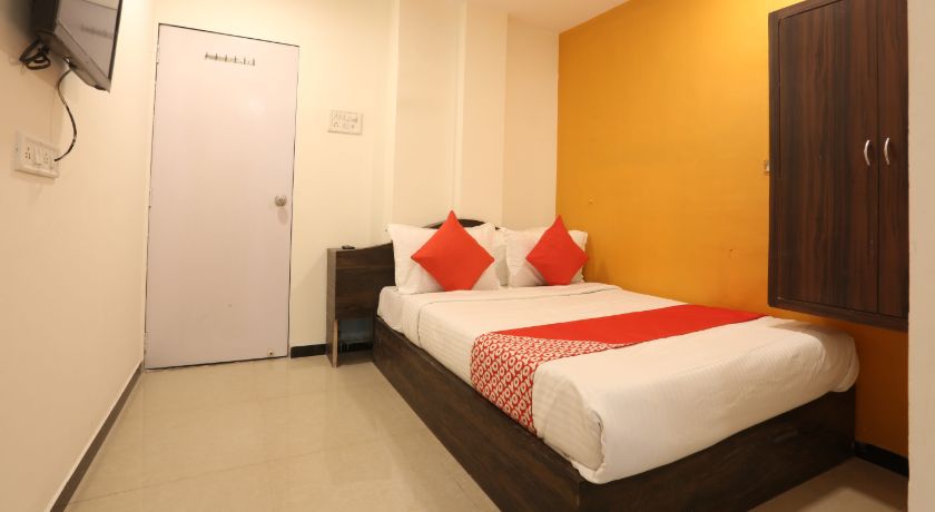 Hotel Sunrise residency in Mumbai