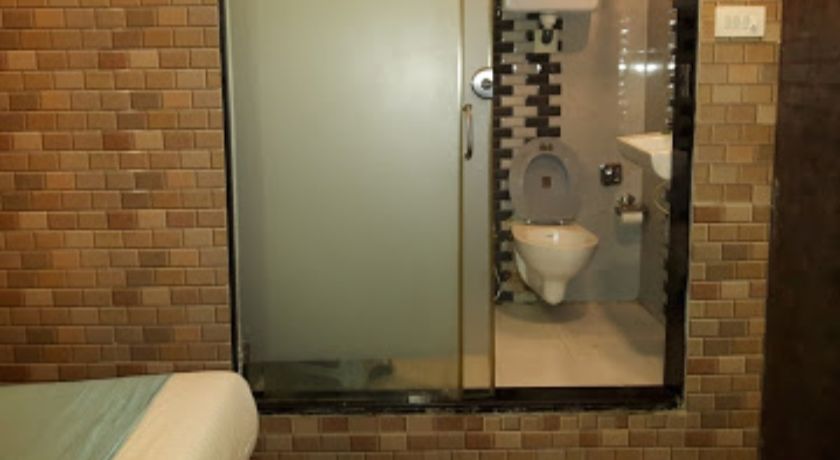 Hotel Grand Inn in Mumbai