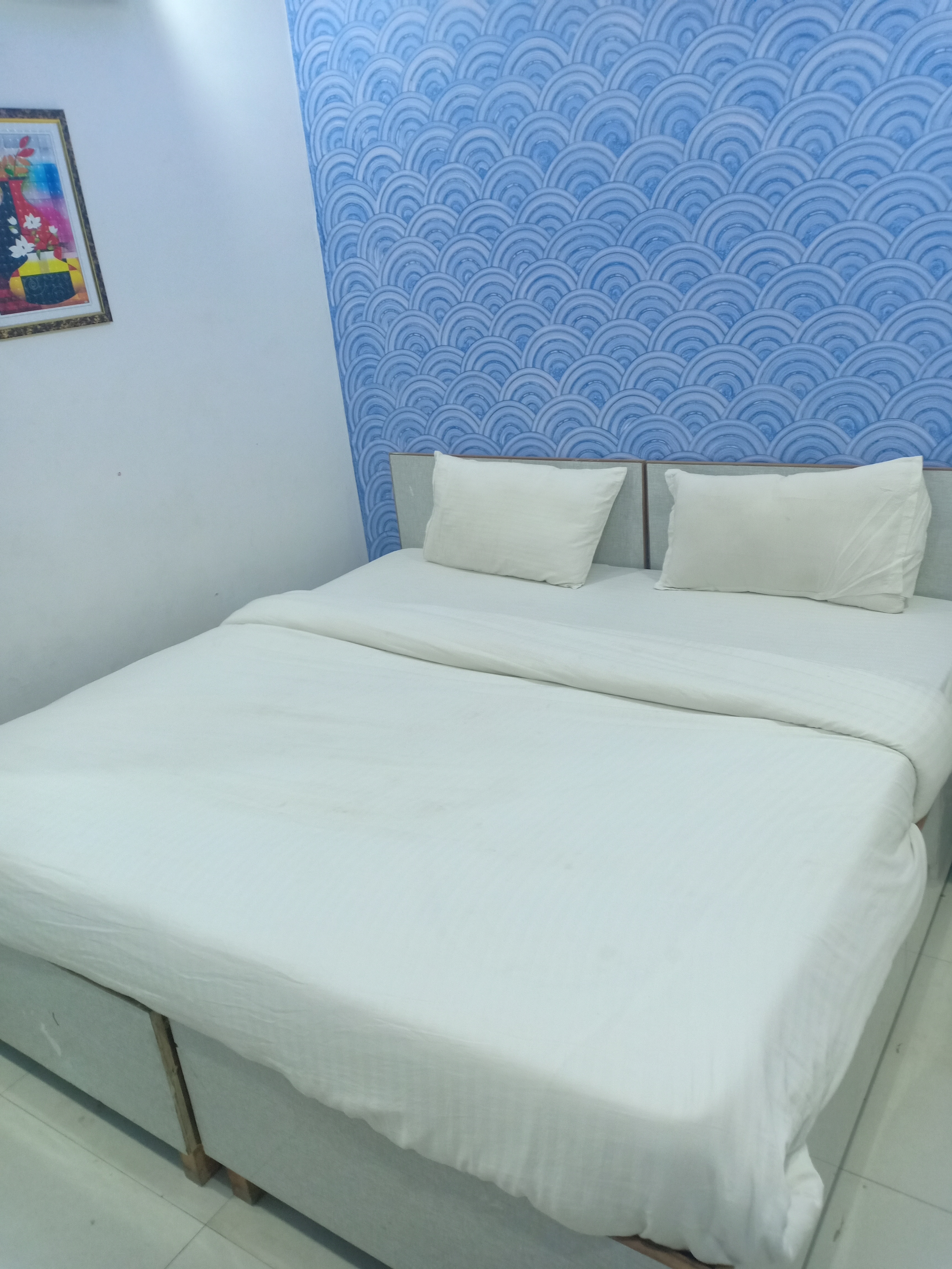 Hotel Marina in Delhi