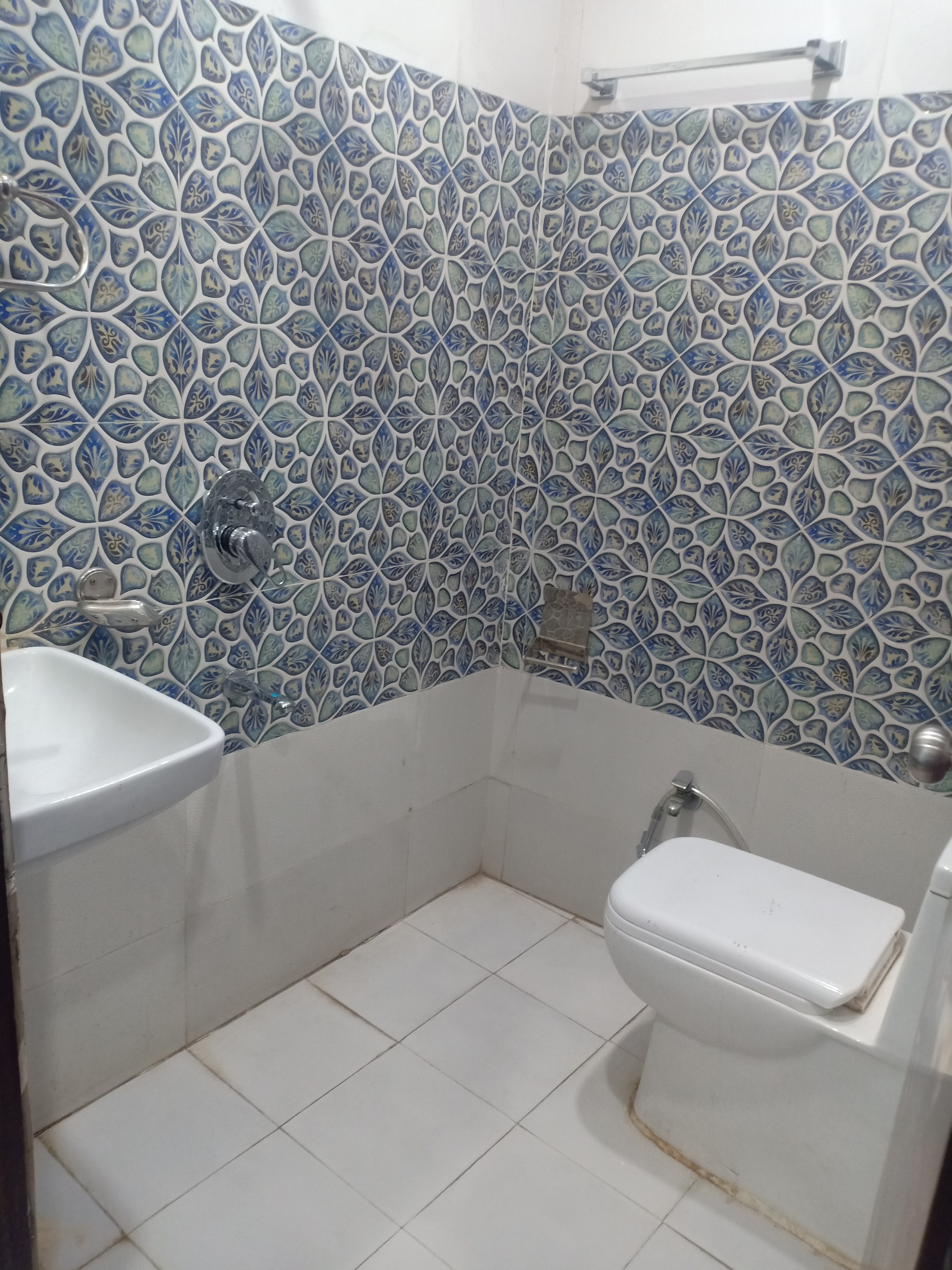 Hotel Marina in Delhi