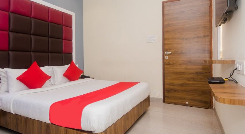 Hotel Shree Krishna Paradise in Navi Mumbai