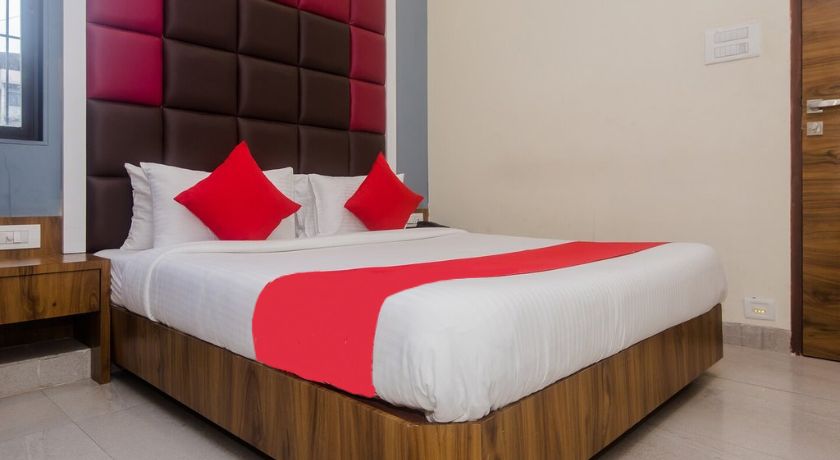 Hotel Shree Krishna Paradise in Navi Mumbai