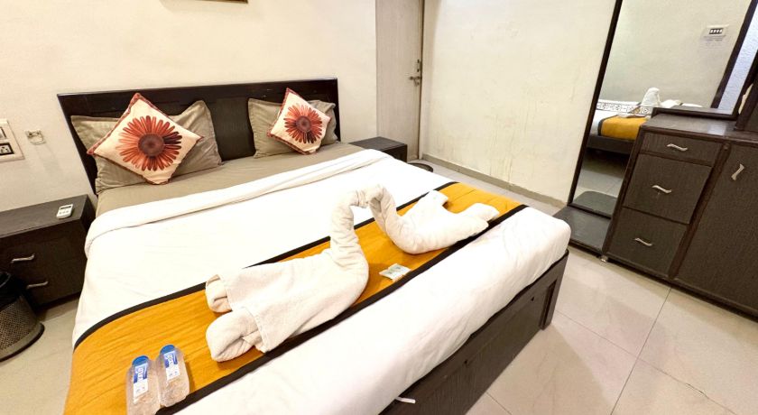 Hotel Jasmine in Ahmedabad