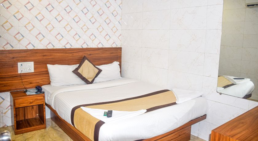 Hotel T.Junction Residency in Mumbai