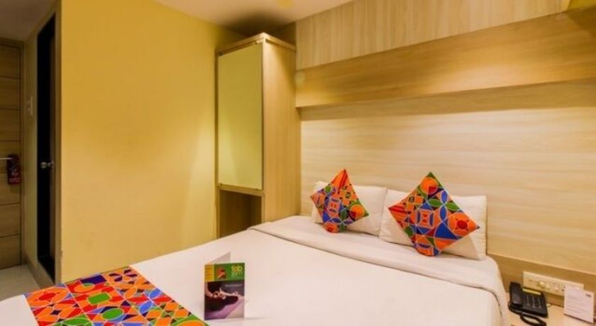 Hotel Pranava Deluxe in Navi Mumbai