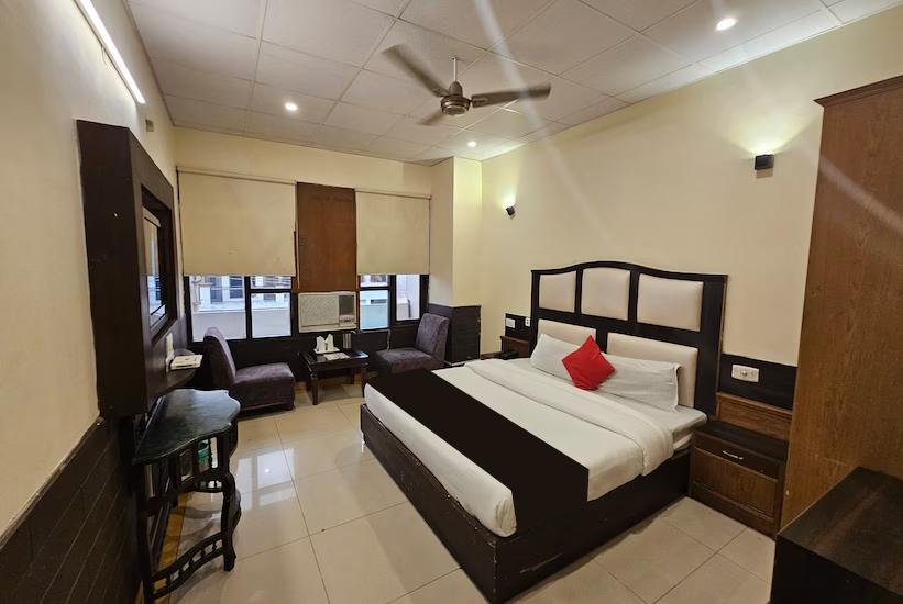 Hotel City Paradise in Chandigarh