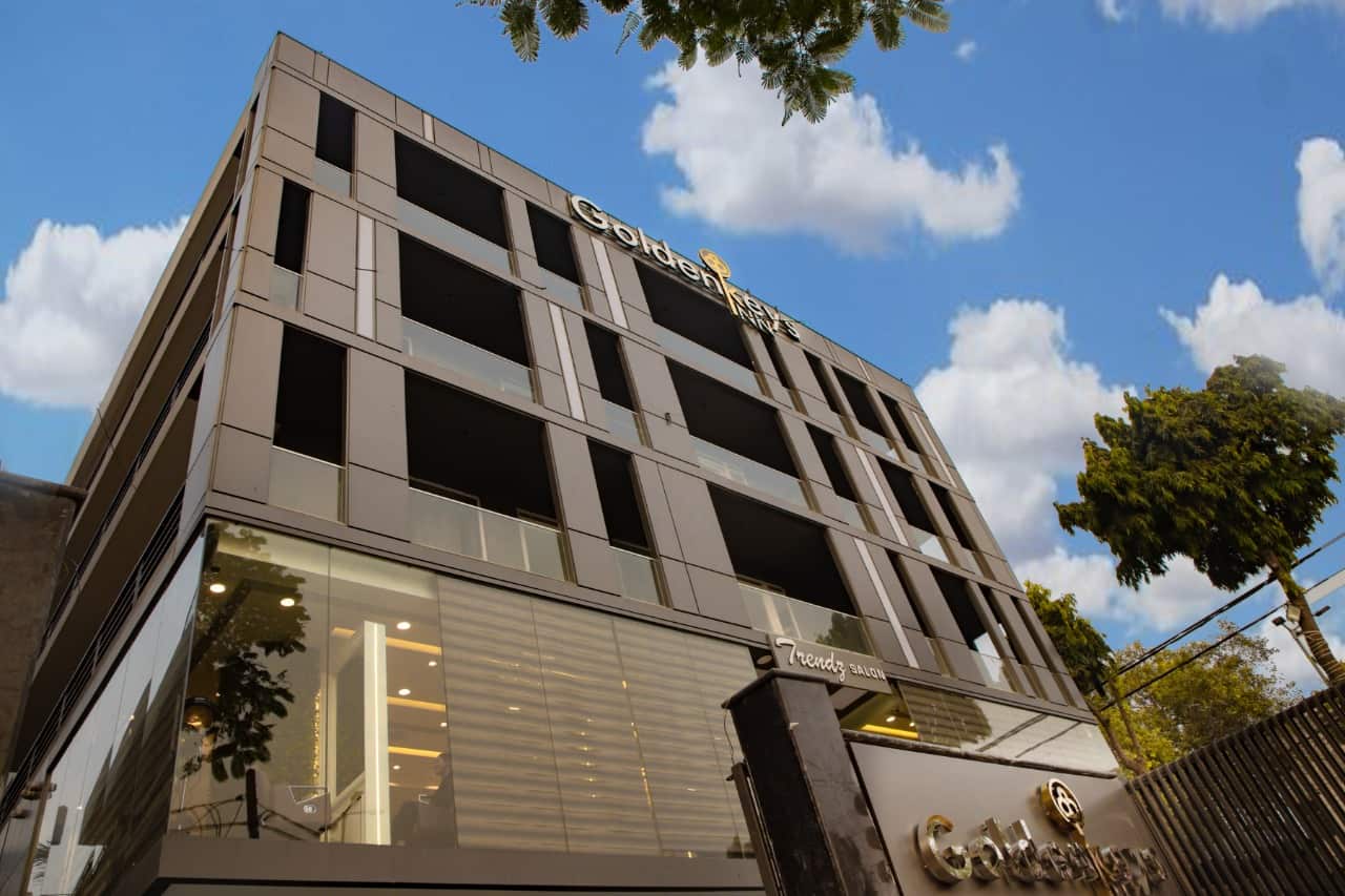 Golden Keys Inn in Delhi