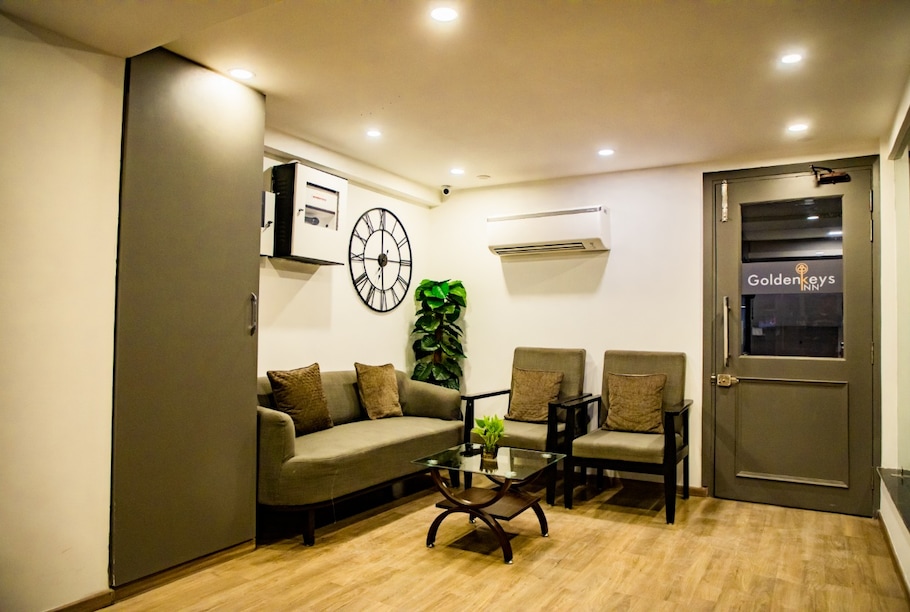 Golden Keys Inn in Delhi