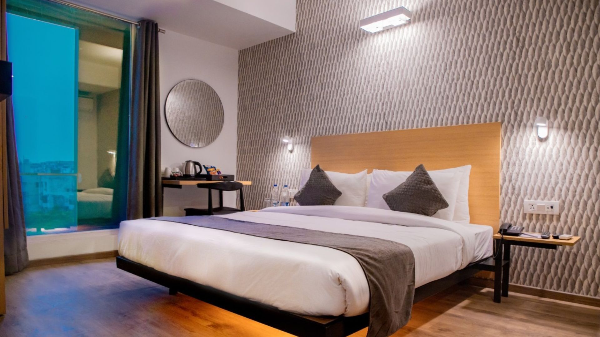 Golden Keys Inn in Delhi