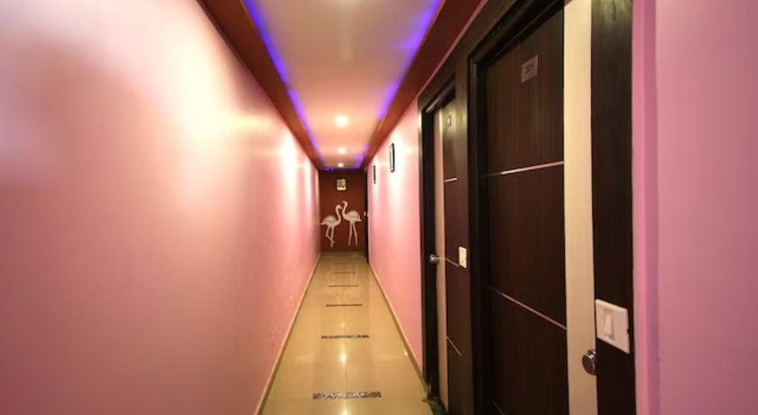 Hotel Avion Inn in Ahmedabad