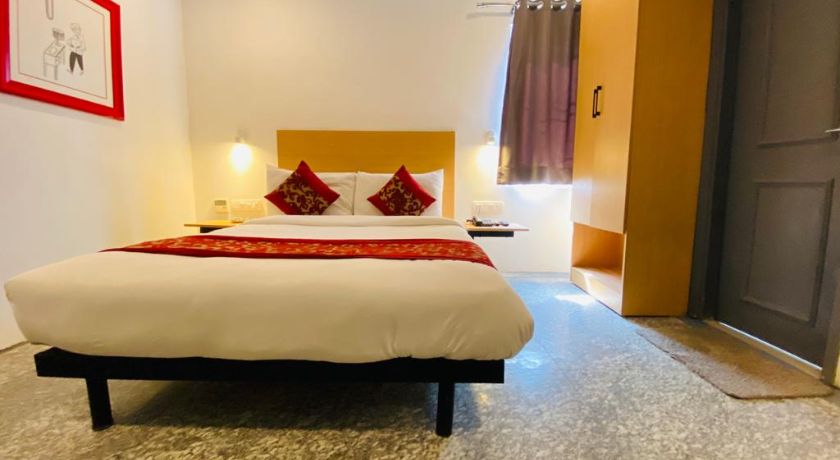 Hotel Golden Saffron By Qotel in Delhi