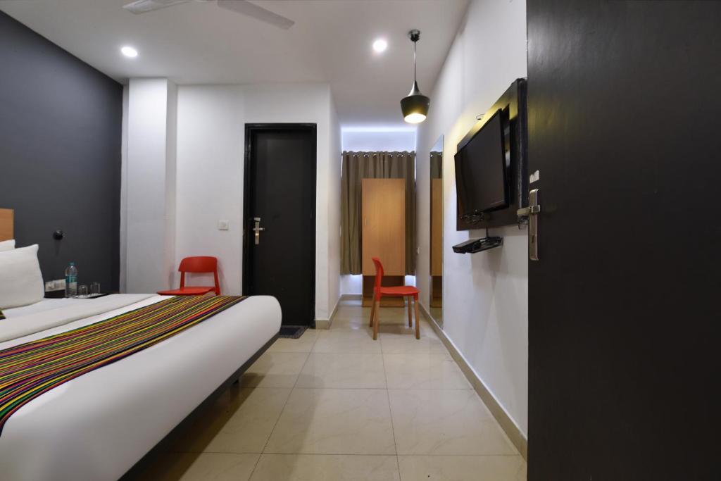 Hotel City Empire in Delhi